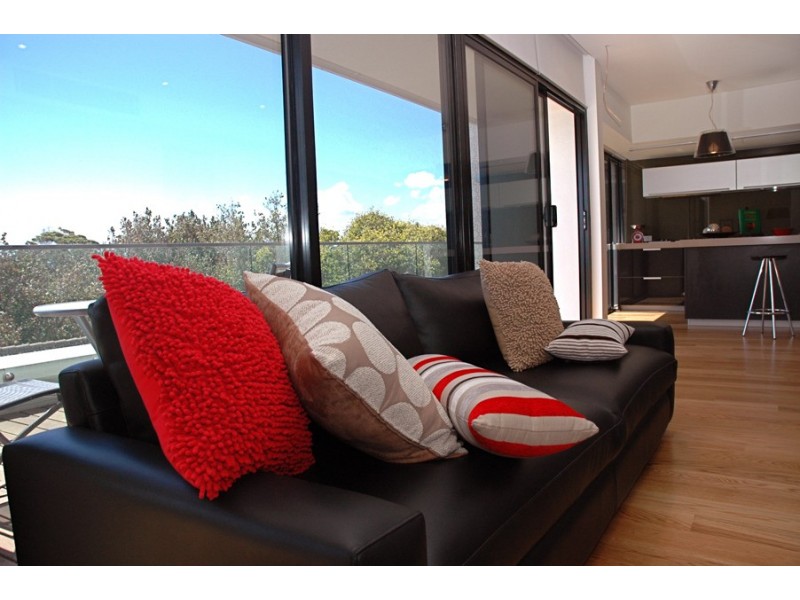 14/2A Tiuna Grove, Elwood VIC 3184