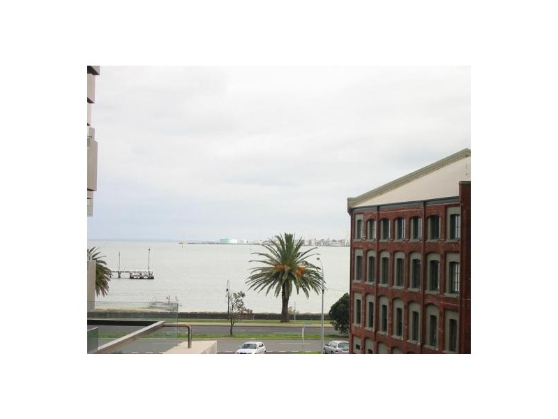 33/95 Rouse Street, Port Melbourne VIC 3207