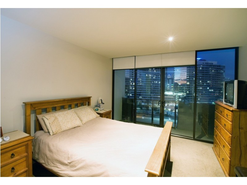 94/801 Bourke Street, Docklands VIC 3008