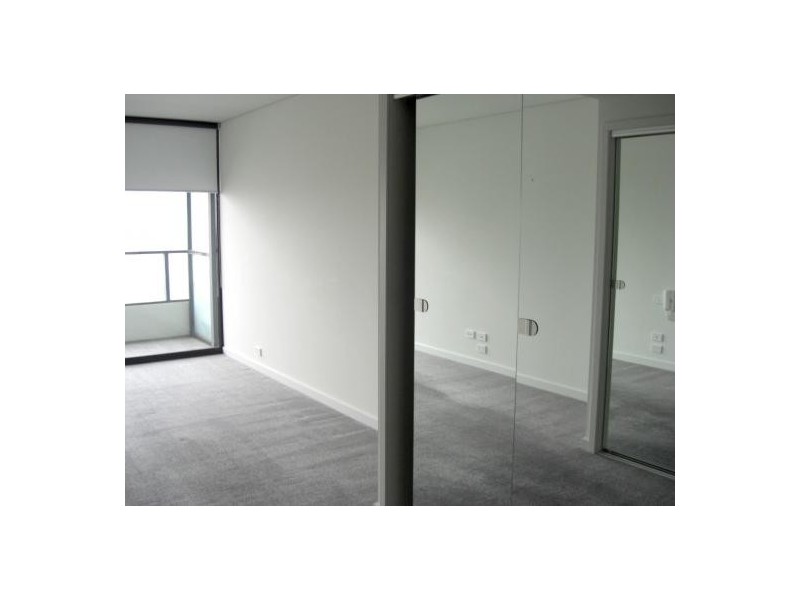 2202/70 Lorimer Street, Docklands VIC 3008