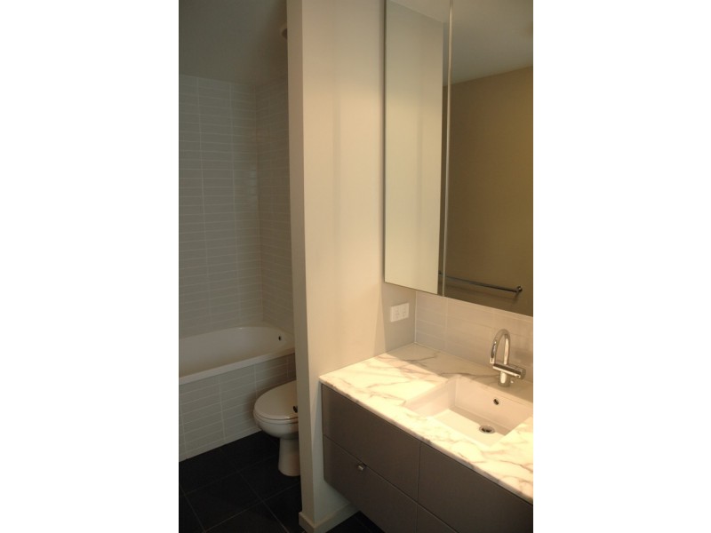 2102/39 Caravel Lane, Docklands VIC 3008