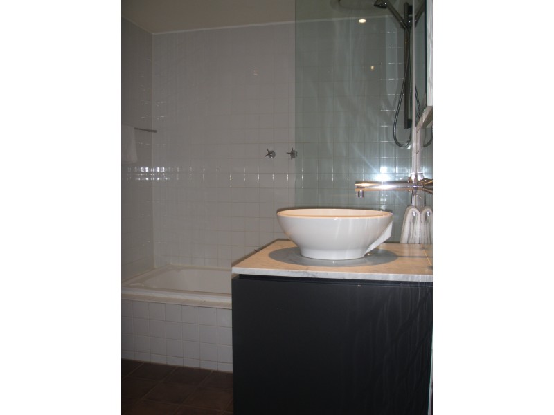 418/233 Collins Street, Melbourne VIC 3000