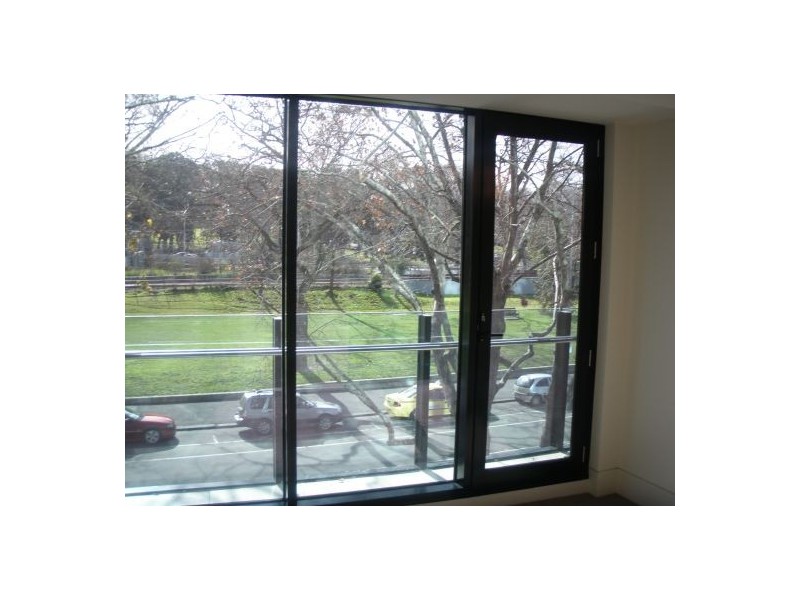 205/279 Wellington Parade South, East Melbourne VIC 3002