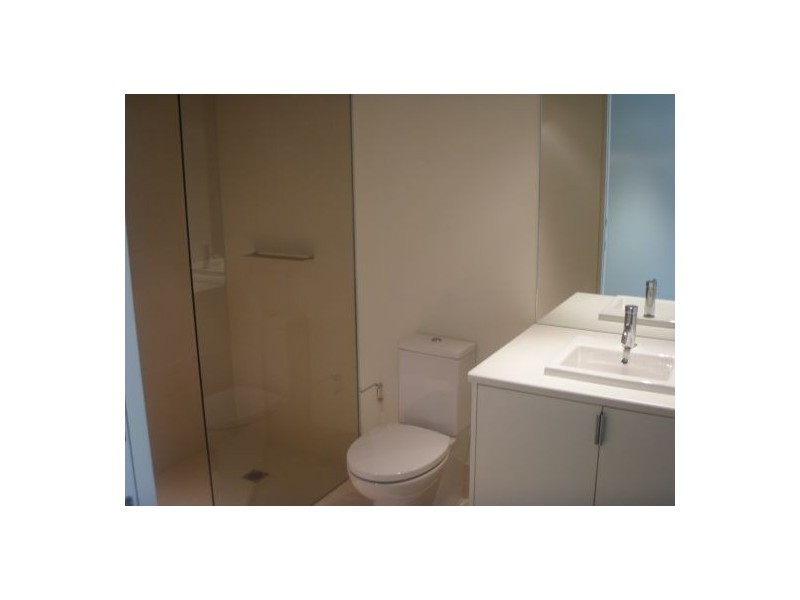 205/279 Wellington Parade South, East Melbourne VIC 3002