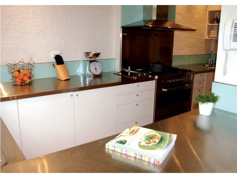 29 GUILDFORD LANE, Melbourne VIC 3000