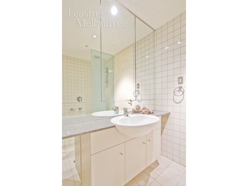 71/1 Queensberry Street, Carlton VIC 3053