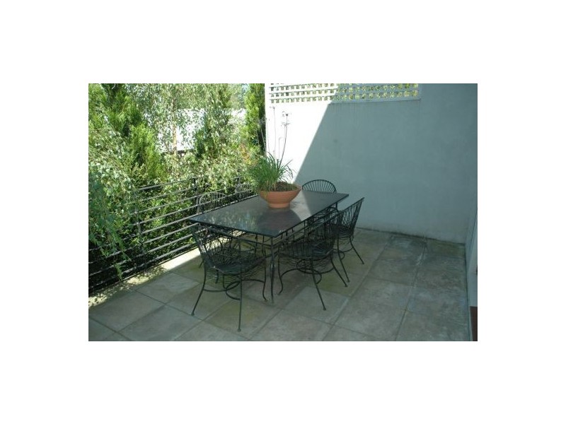 7 Tivoli Place, South Yarra VIC 3141