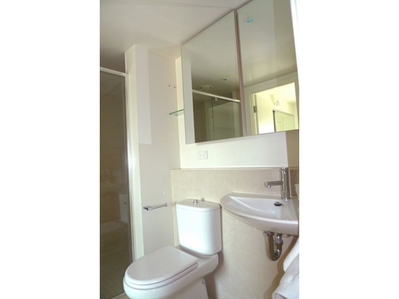 905/2-14  Albert Road, Melbourne VIC 3000