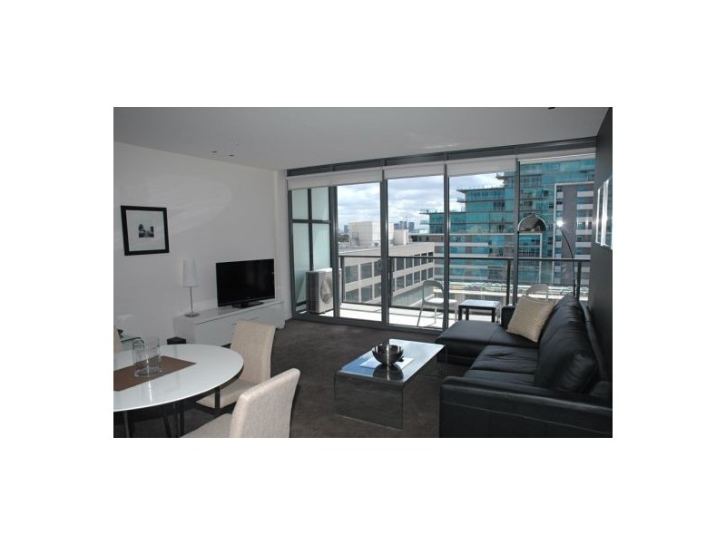 705/55  Queens Road, Melbourne VIC 3000