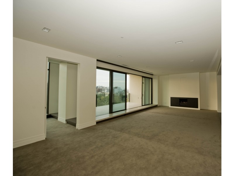 708/150 Clarendon Street, East Melbourne VIC 3002