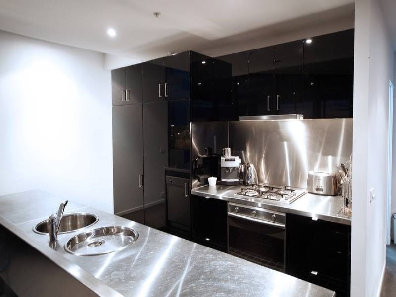 1702/18 Waterview Walk, Docklands VIC 3008