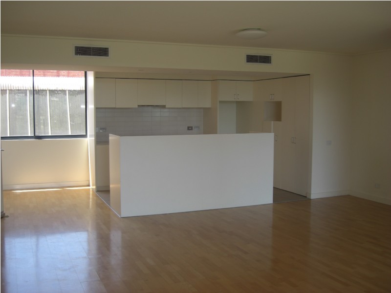 18/8 Wallen Road, Hawthorn VIC 3122