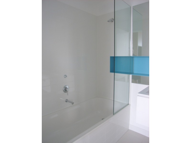 402/200 Toorak Road, South Yarra VIC 3141