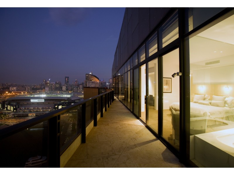 DOCK 5 302/55 Victoria Harbour Promenade, Docklands VIC 3008