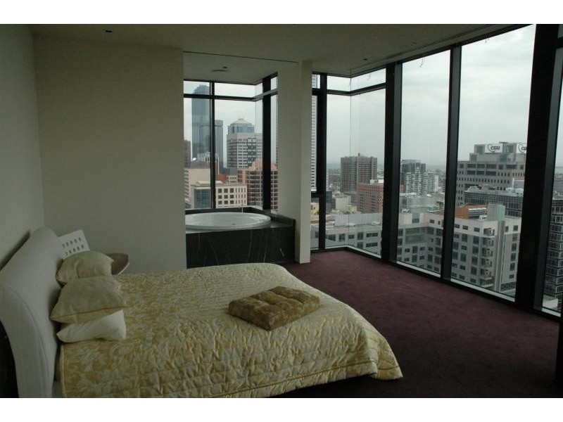 2401/26 Wills Court, Melbourne VIC 3000