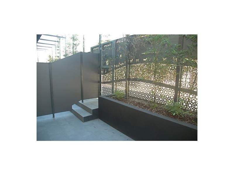 1/17 Robe Street, St Kilda VIC 3182