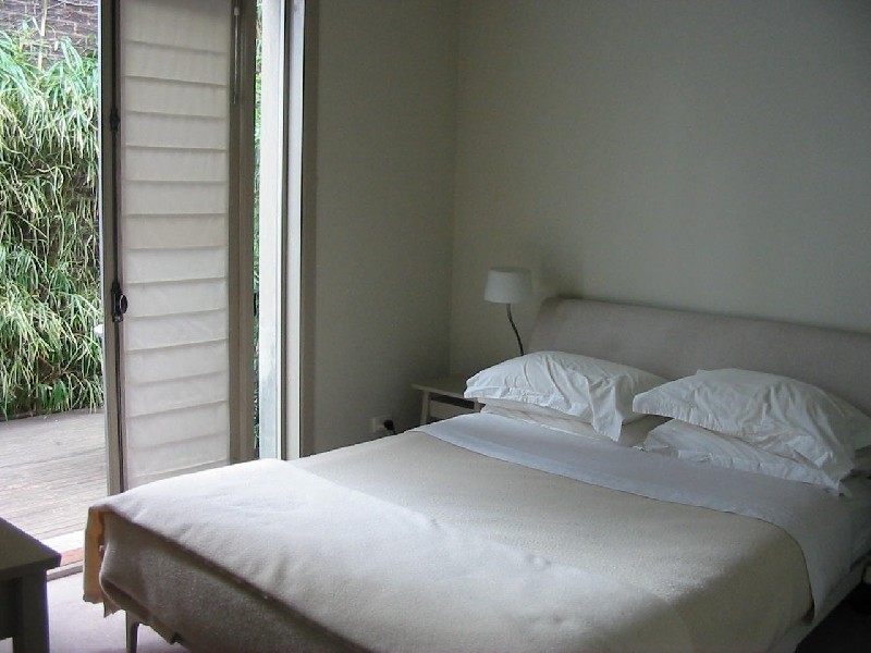 1/6 George Street, East Melbourne VIC 3002