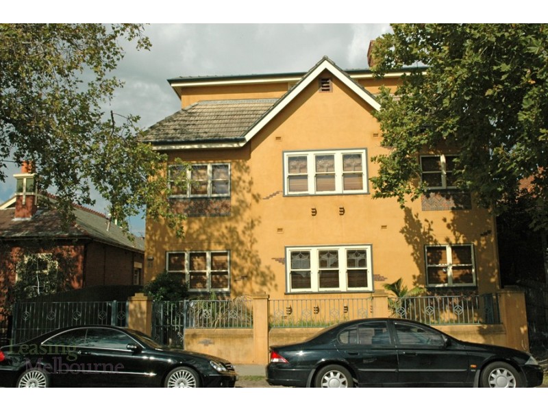 2/61 Blessington Street, St Kilda VIC 3182