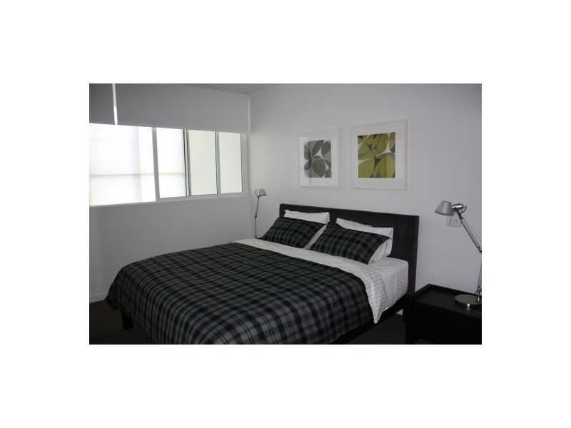 7/20 Convention Centre Place, Docklands VIC 3008