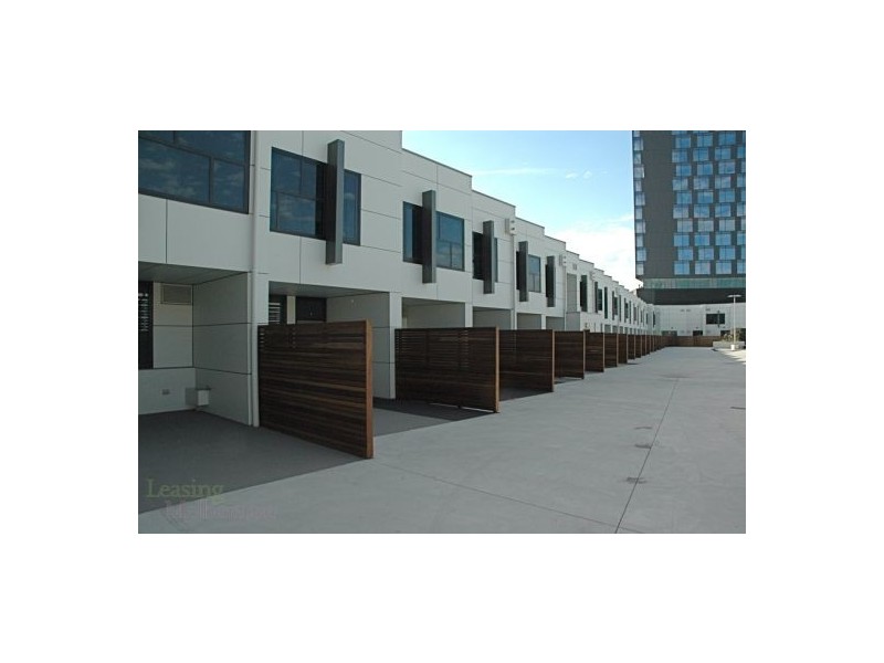 8/20 Convention Centre Place, Docklands VIC 3008