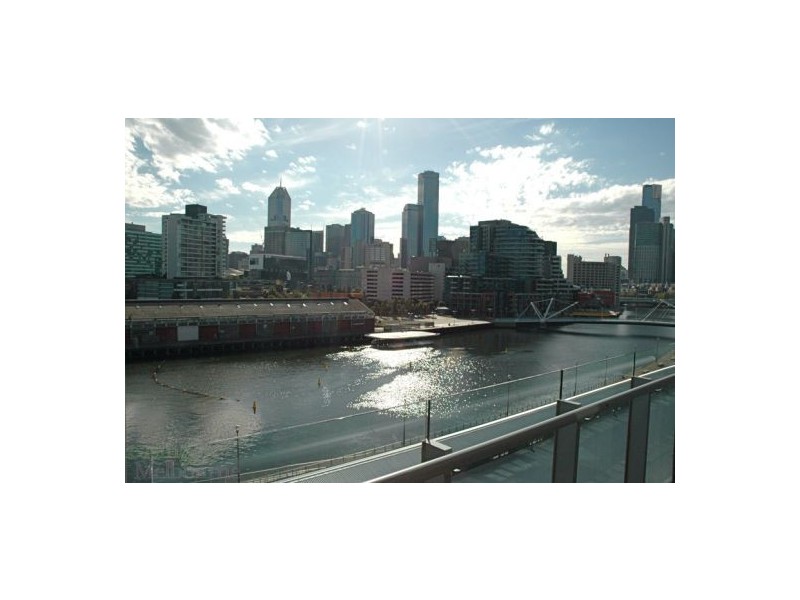 8/20 Convention Centre Place, Docklands VIC 3008