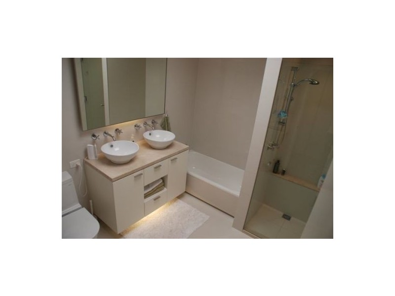 3/201-207 Barkly Street, Brunswick VIC 3056