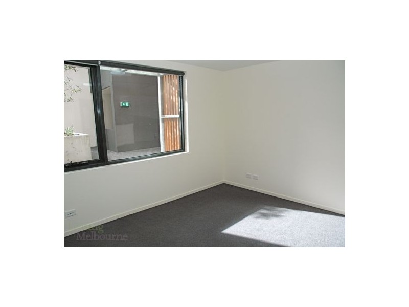 2.02/216 Rouse Street, Port Melbourne VIC 3207