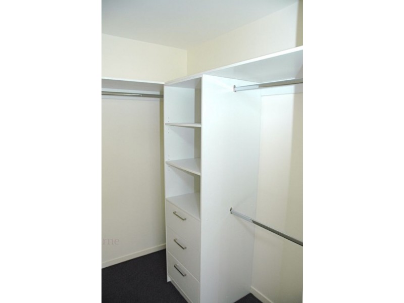 2.02/216 Rouse Street, Port Melbourne VIC 3207