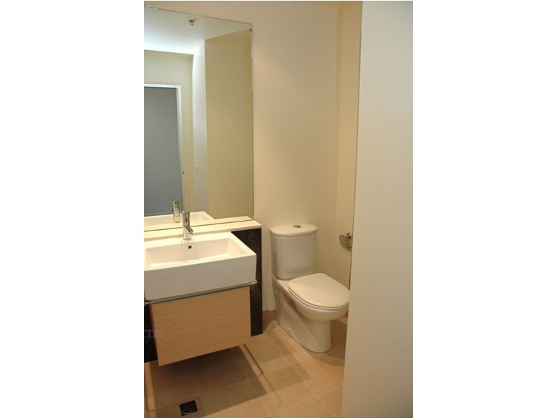 4.02/216 Rouse Street, Port Melbourne VIC 3207