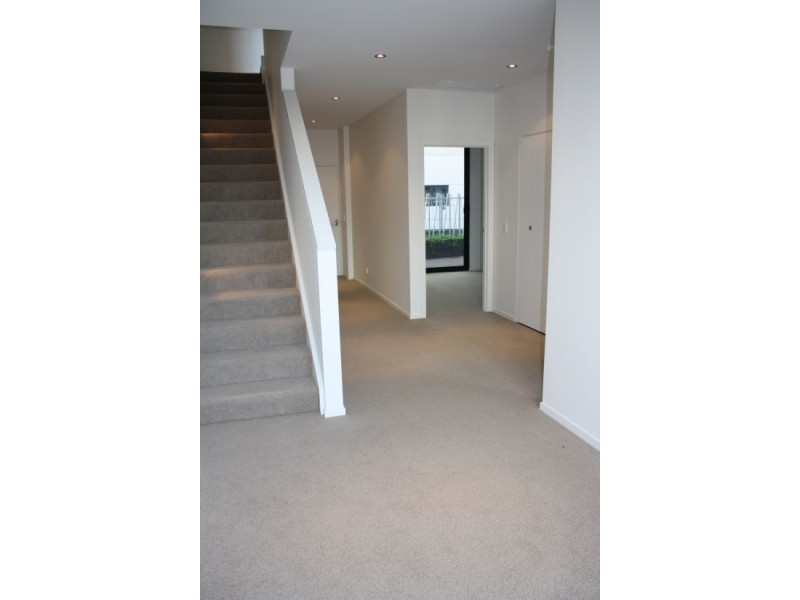 74 Geographe Street, Docklands VIC 3008