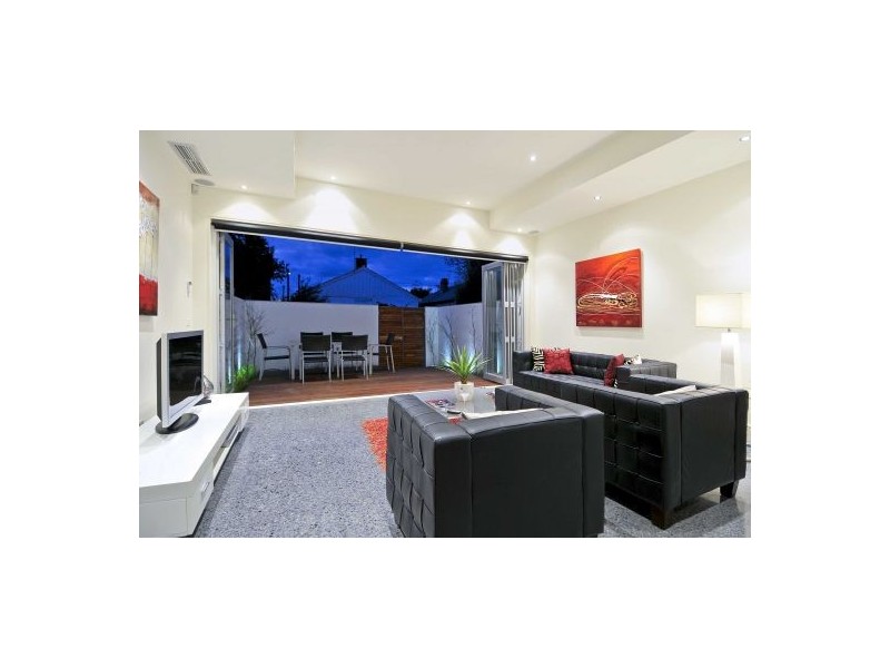 88 Henkel Street, Brunswick VIC 3056