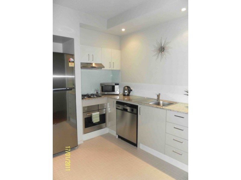 10/174 Esplanade East, Port Melbourne VIC 3207