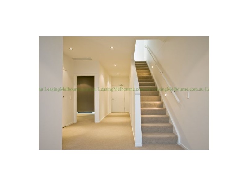 72 Geographe Street, Docklands VIC 3008