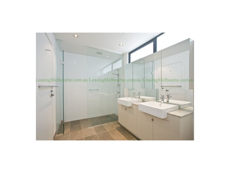 72 Geographe Street, Docklands VIC 3008