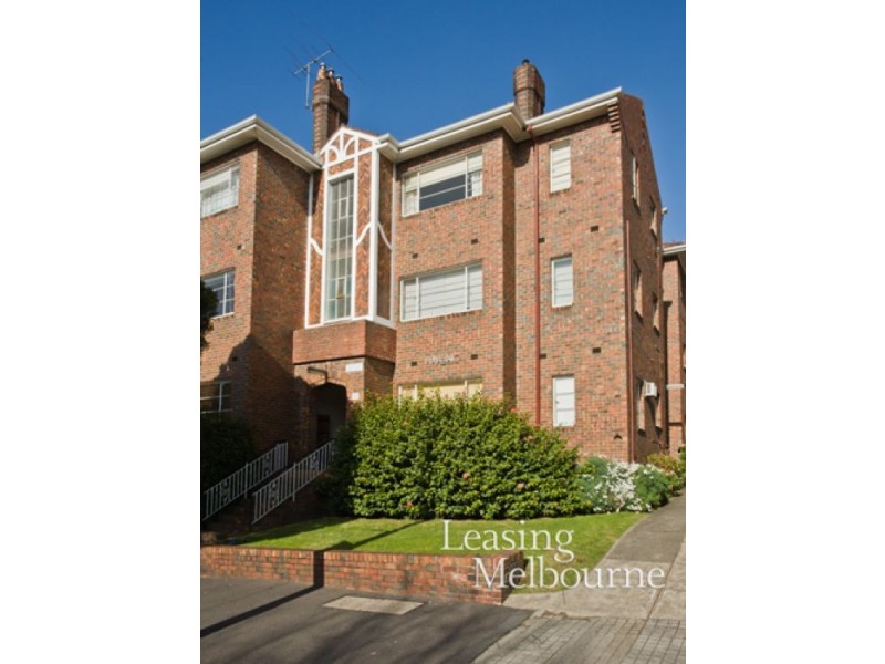 4/129 Grey Street, East Melbourne VIC 3002