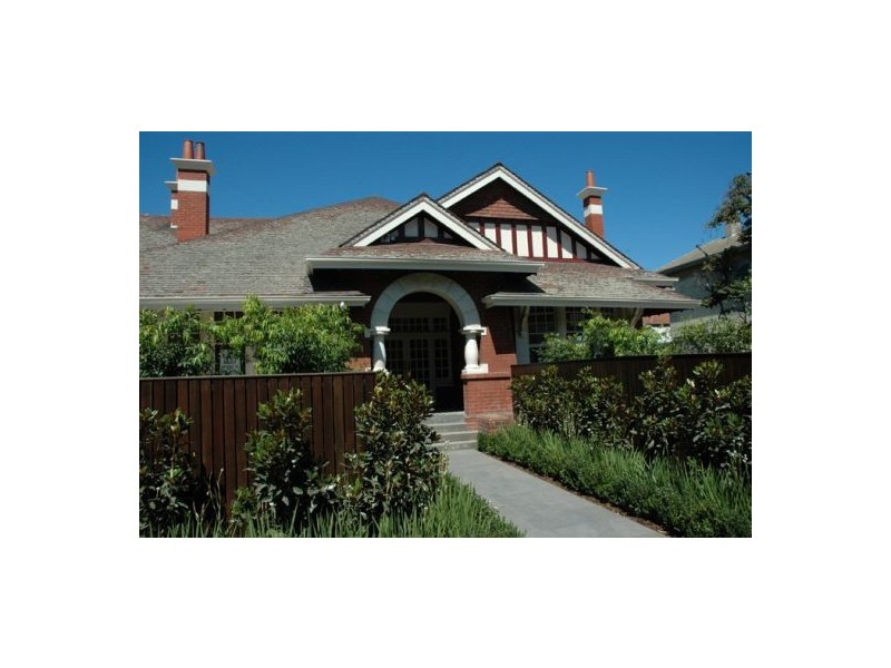 4/17 Robe Street, St Kilda VIC 3182