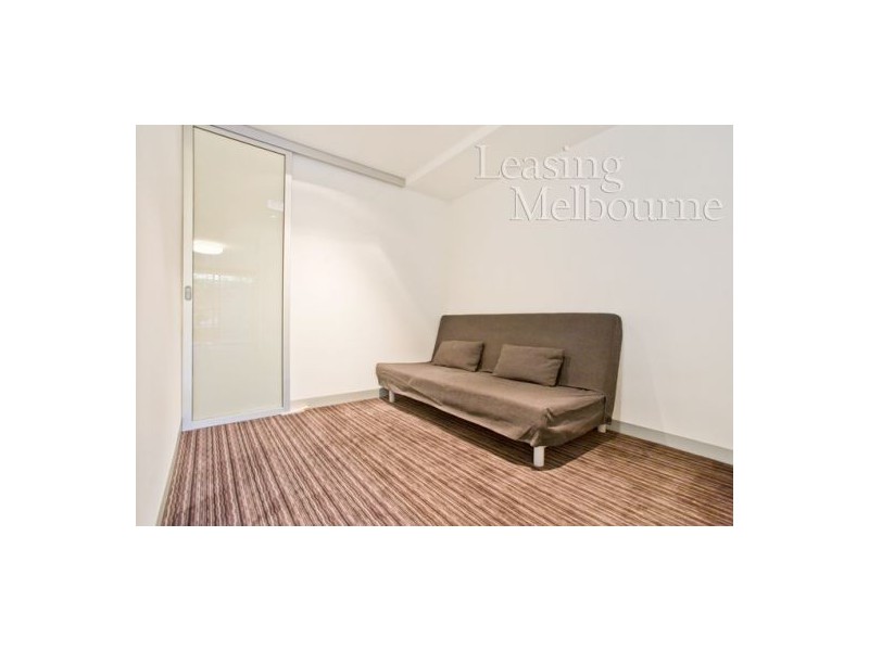 4/17 Robe Street, St Kilda VIC 3182