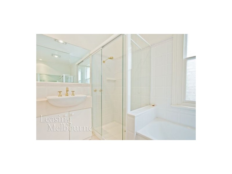 208 Drummond Street, Carlton VIC 3053