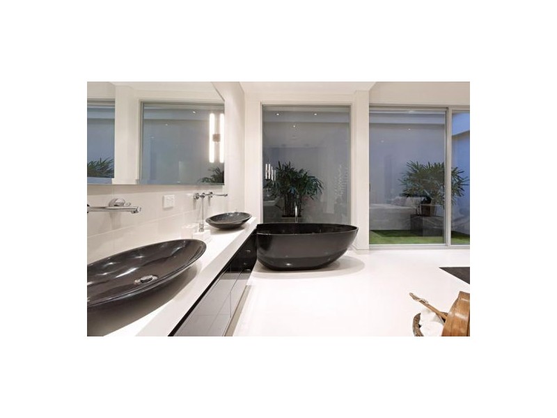 25 Barrow Street, Burnley VIC 3121