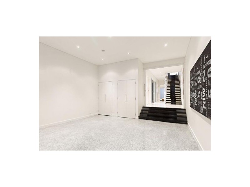 25 Barrow Street, Burnley VIC 3121