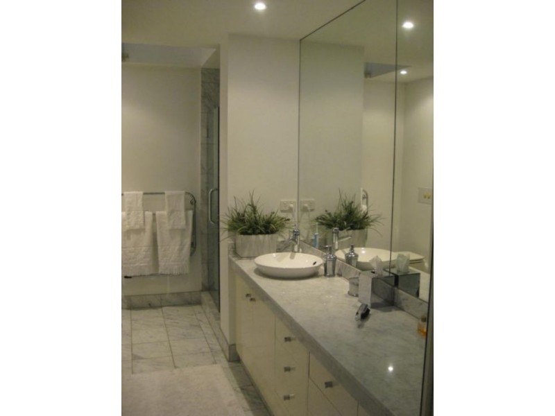 3/12 Woodside Crescent, Toorak VIC 3142