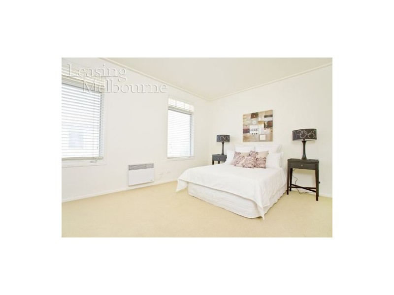 77 Esplanade East, Port Melbourne VIC 3207