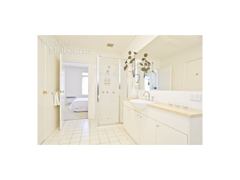 77 Esplanade East, Port Melbourne VIC 3207