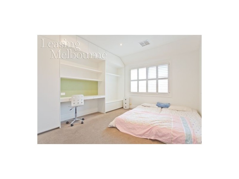 15 Oak Street, Hawthorn VIC 3122