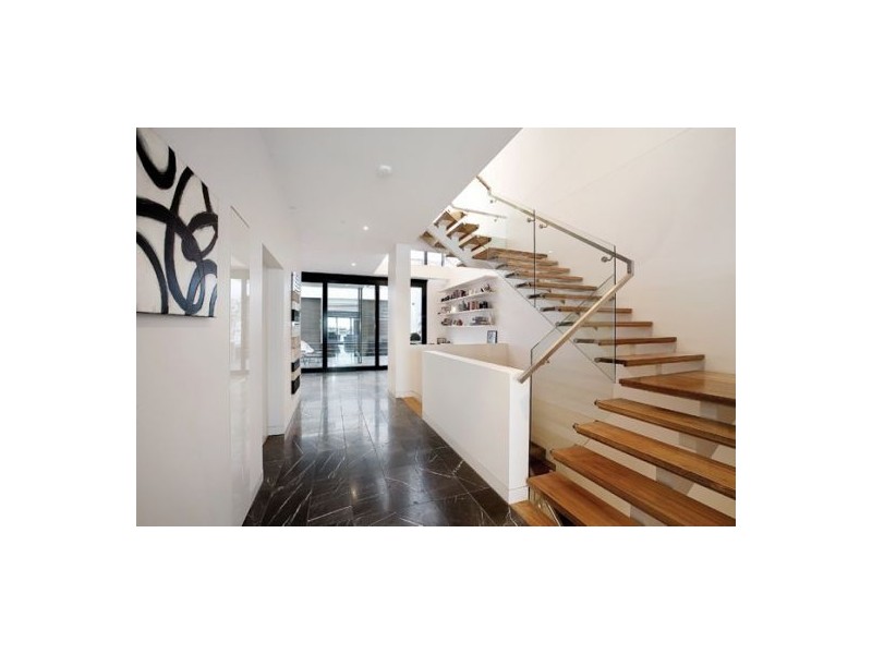 130 Newquay Promenade, Docklands VIC 3008