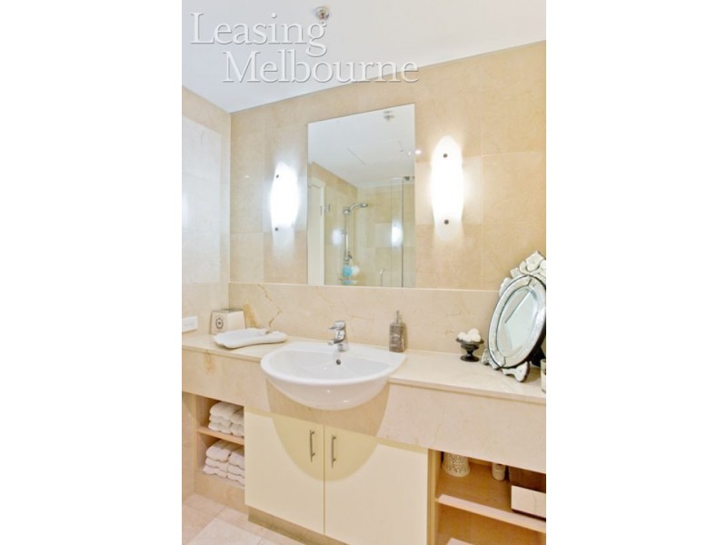 202/19 Queens Road, Melbourne VIC 3004