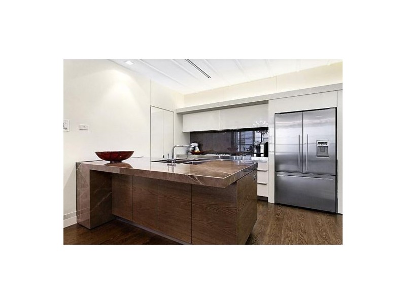 202/150 Clarendon Street, East Melbourne VIC 3002