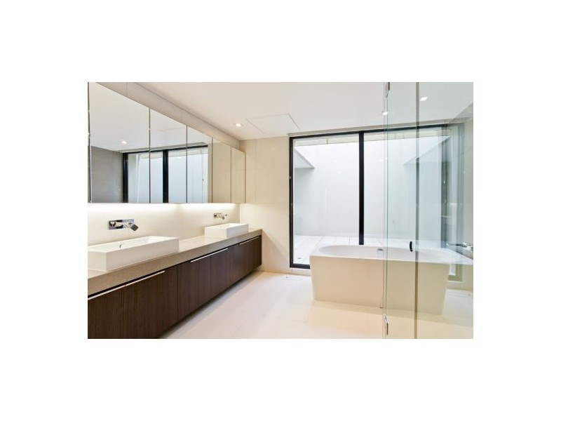 104/140 Gipps Street, East Melbourne VIC 3002