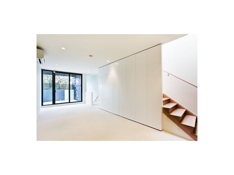 Townhouse 2/10 Burnley Street, Richmond VIC 3121