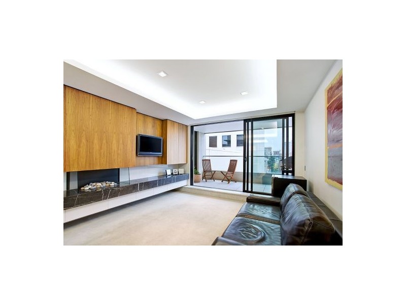 202/140 Gipps Street, East Melbourne VIC 3002